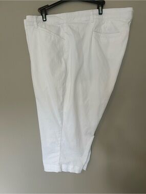 White Cropped Pants